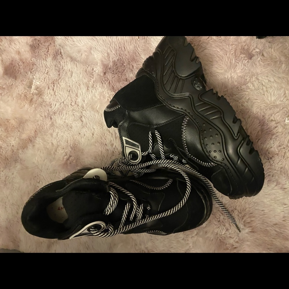Anthony Wang Platforms